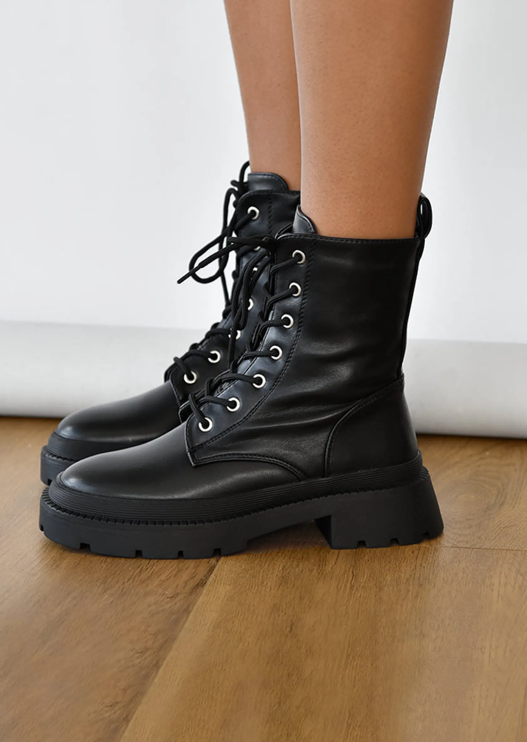 Outfitbook Bottines chunky à lacets Outlet