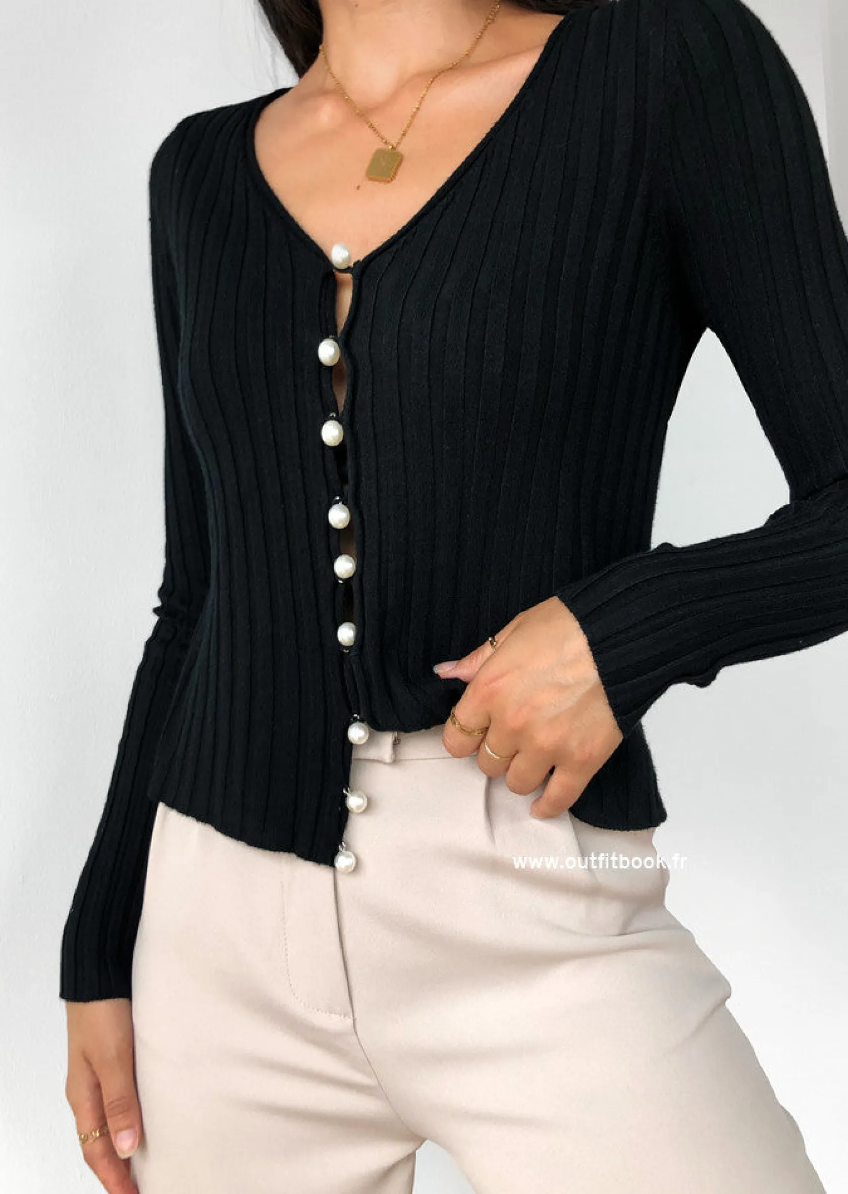 Outfitbook Cardigan côtelé avec boutons perles noir Cheap