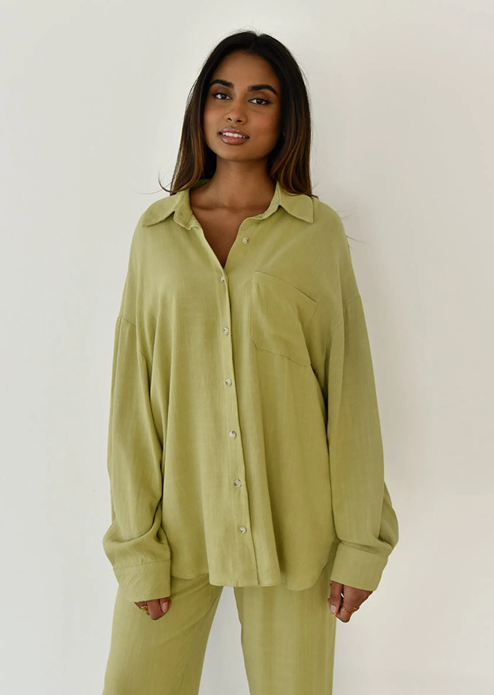 Outfitbook Chemise en lin oversize VERT Shop