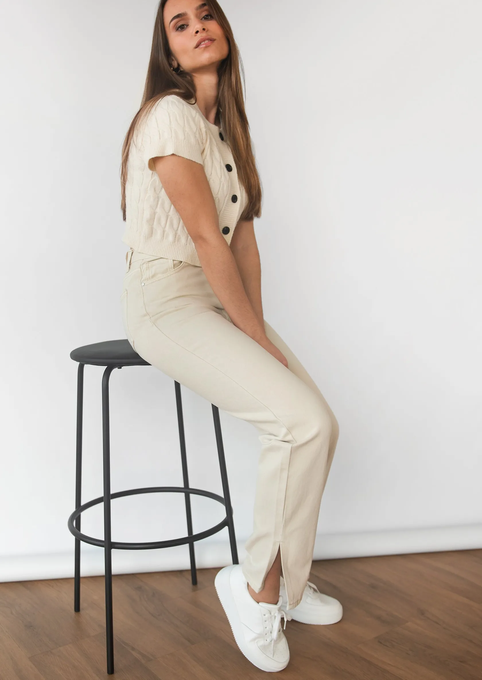 Outfitbook Jean droit taille haute fendu sur les côtés BEIGE Clearance