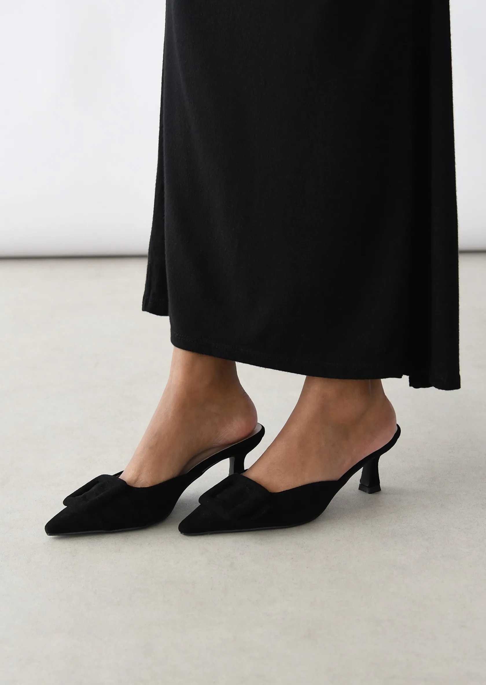 Outfitbook Mules à talons avec boucle Shop