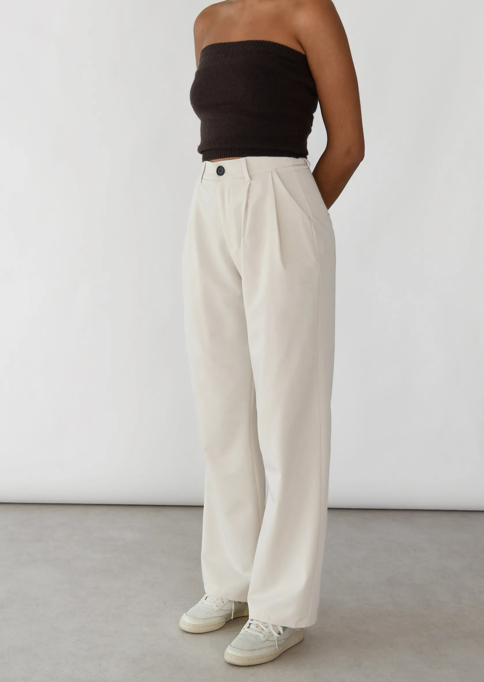 Outfitbook Pantalon à pinces BEIGE Shop